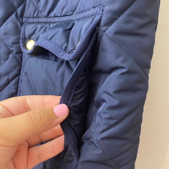 J.Crew navy Excursion vest in recycled poly with PrimaLoft® fill, size large. - Picture 6 of 9